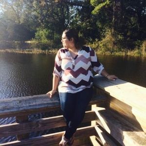 Meet your Posher, Dolores